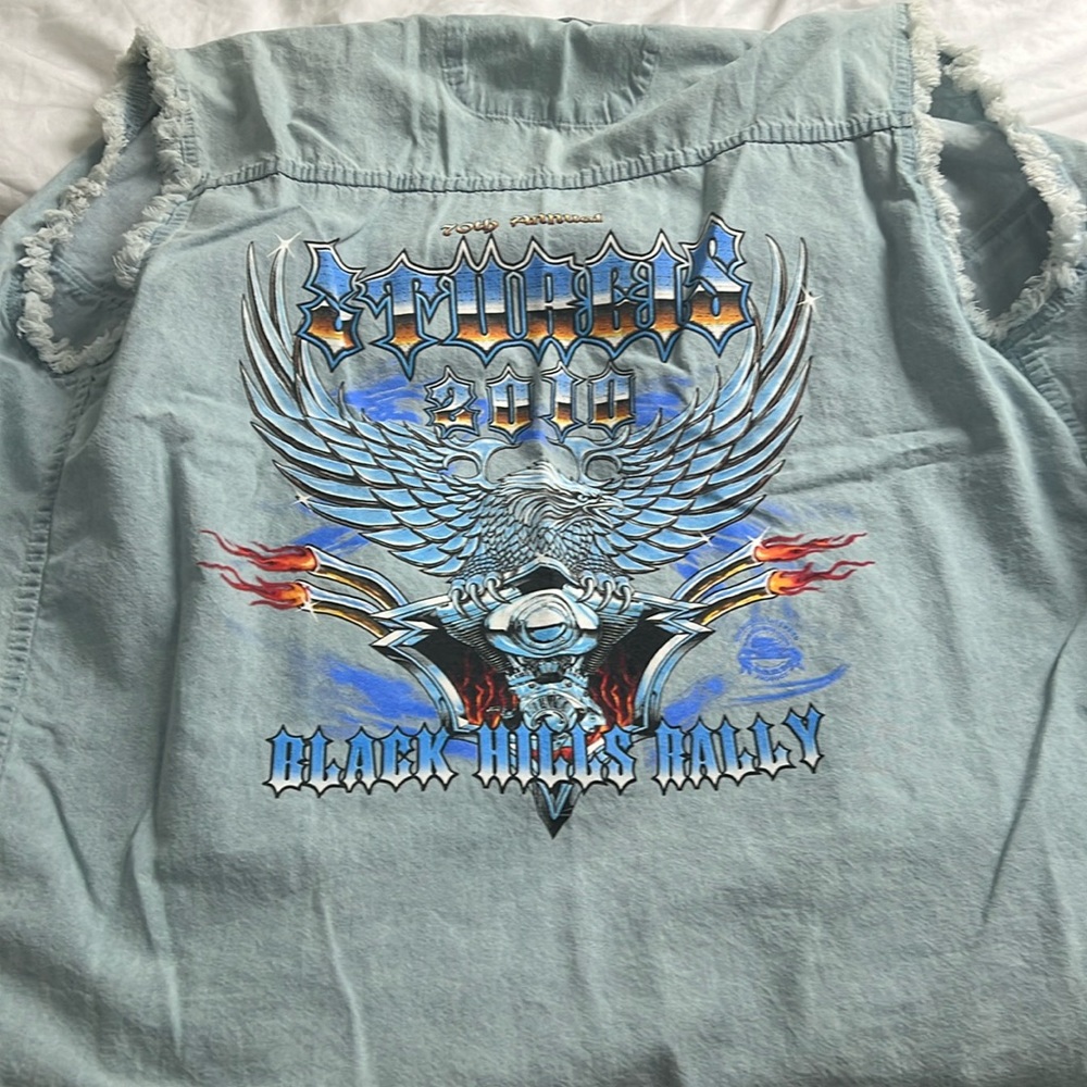 Vintage 2010 Harley Davidson sleeveless button up denim shirt from Sturgis SD